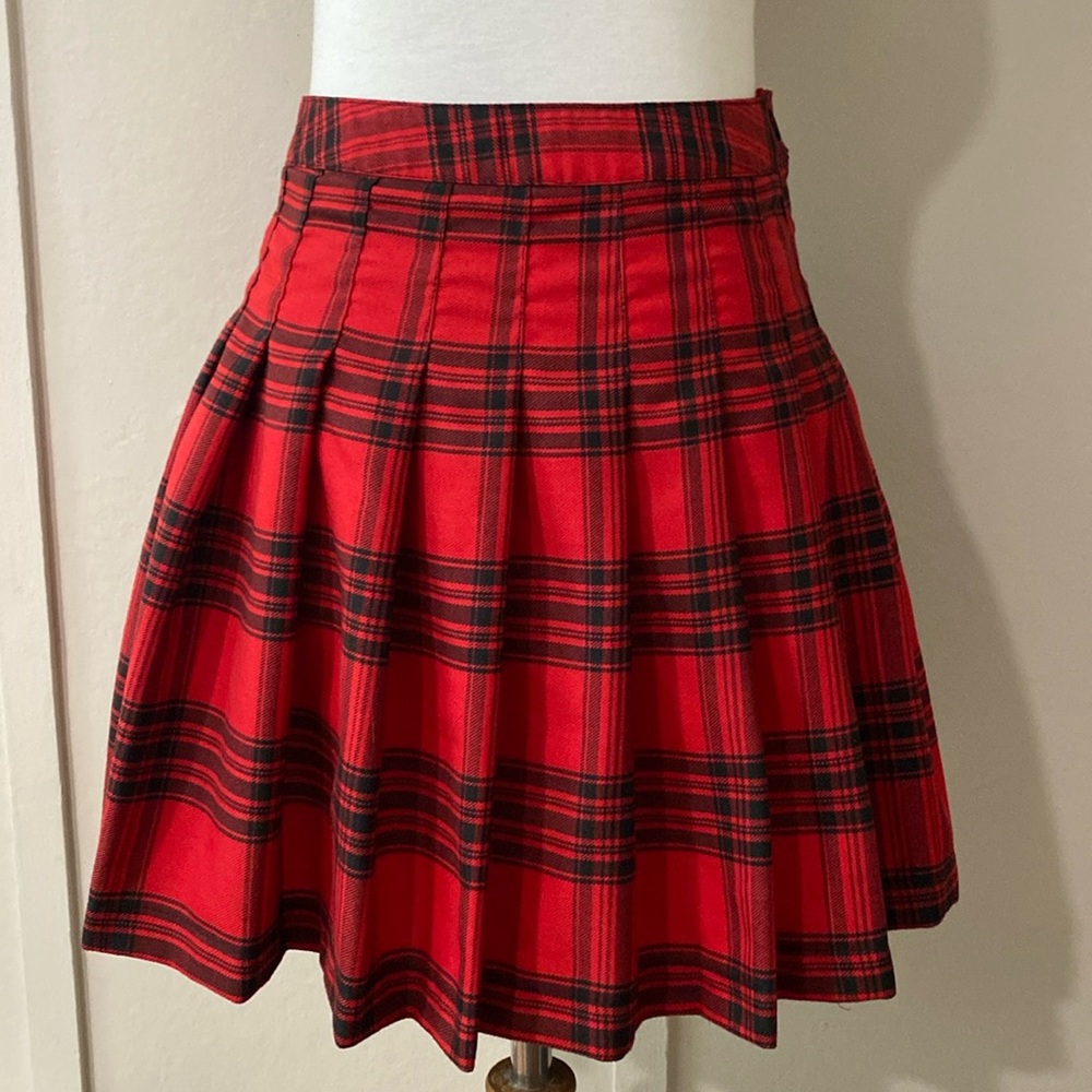 Forever 21 Black and Red Plaid Skirt, Size Small